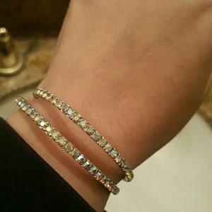 Gorgeous  bangle bracelet!!